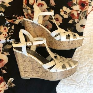 White Wedges